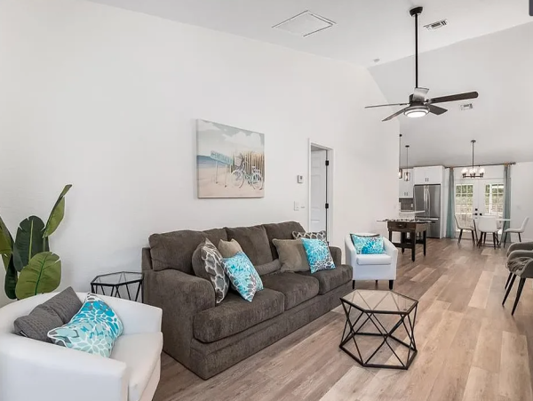 Exquisite 3-Bedroom Home in North Naples - Your Ideal Getaway